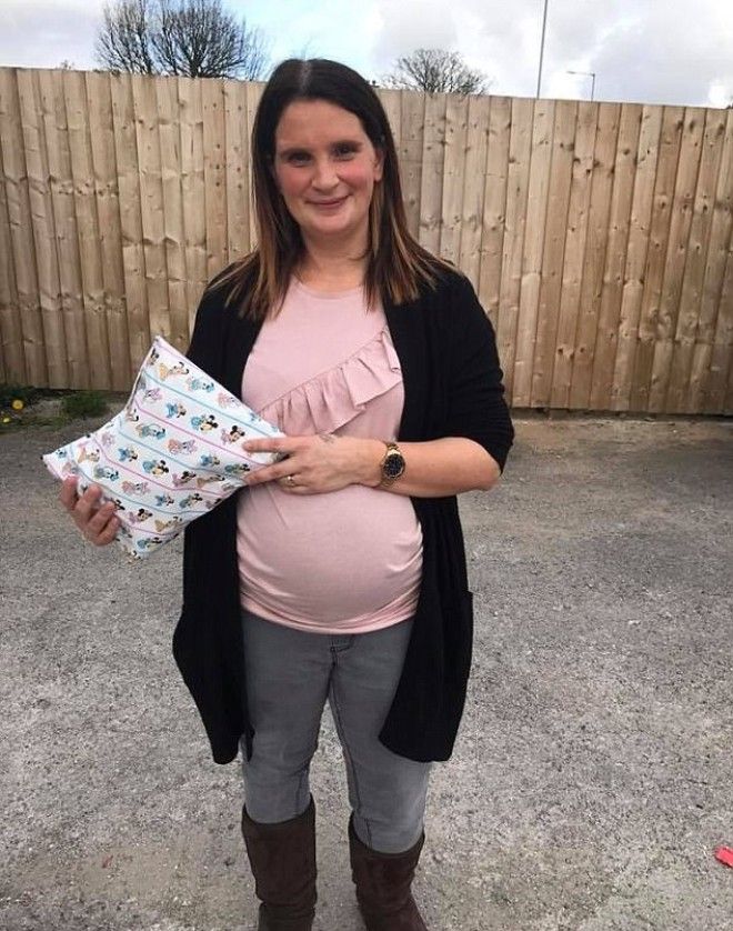 42летняя британка родила 20го ребенка 